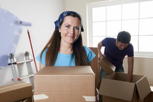 Local removals service planning a move in Greenwich with access challenges