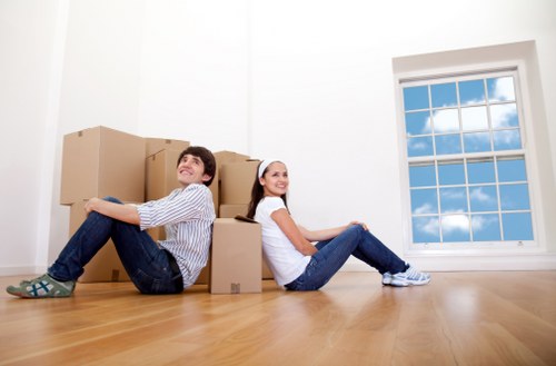 A professional handler escalating a moving complaint for review